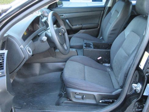 Used 2013 Chevrolet Caprice image 9