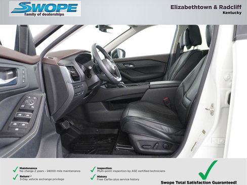 Used 2023 Nissan Rogue SL w/ SL Premium Package image 12