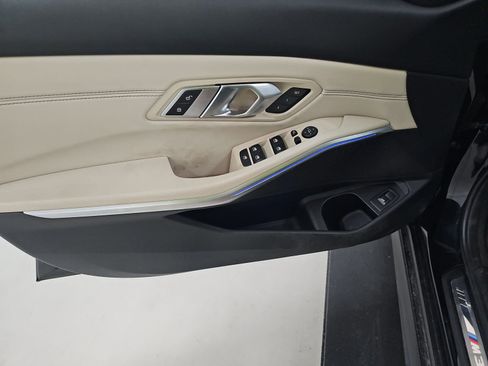 Used 2021 BMW M340i w/ Executive Package image 9