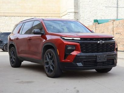 Used 2024 Chevrolet Traverse RS