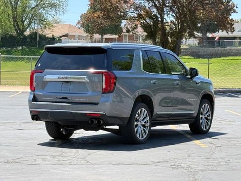 Used 2021 GMC Yukon Denali w/ Denali Premium Package AWD/4WD image 5