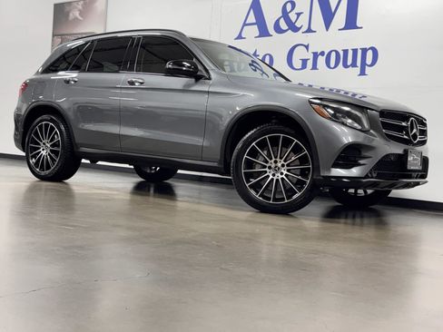 Used 2017 Mercedes-Benz GLC 300 image 2