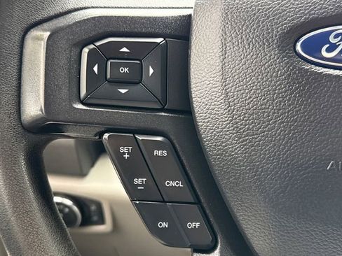 Used 2022 Ford F250 XL w/ Power Equipment Group image 28