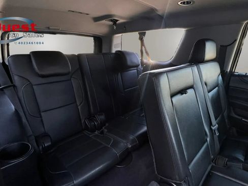 Used 2020 Chevrolet Suburban LT AWD/4WD image 22