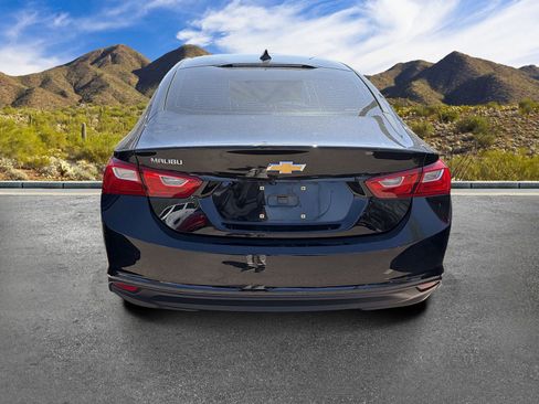Certified 2022 Chevrolet Malibu LS FWD image 4