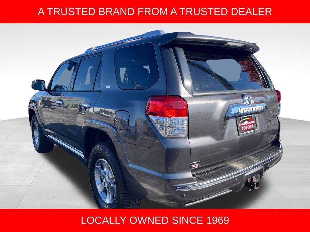 Used 2011 Toyota 4Runner SR5 AWD/4WD image 3