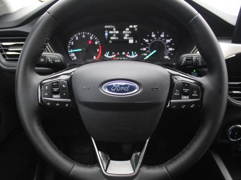 Used 2022 Ford Escape SEL image 14