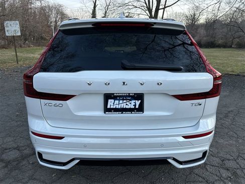 New 2026 Volvo XC60 T8 Ultra w/ Climate Package image 26