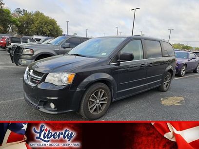 Used 2017 Dodge Grand Caravan SXT