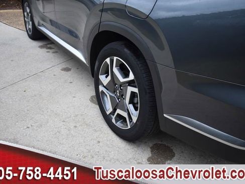 Used 2024 Hyundai Palisade Limited image 17