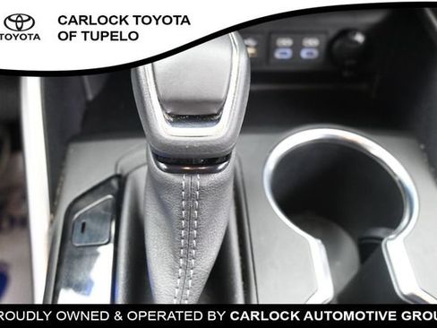 Used 2023 Toyota Highlander XLE AWD/4WD image 43