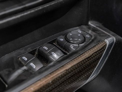 Used 2021 Chevrolet Silverado 2500 LT w/ Fleet Comfort Package image 39