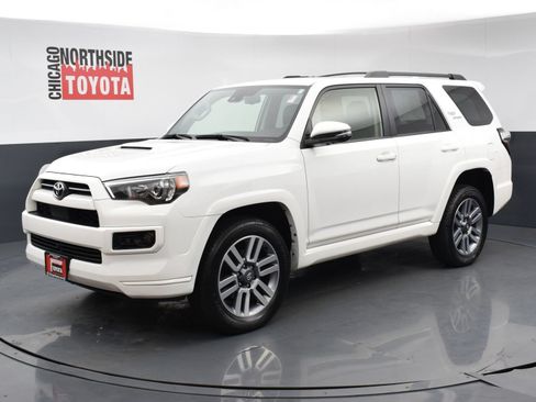 Used 2022 Toyota 4Runner TRD Sport w/ Technology Package AWD/4WD image 8