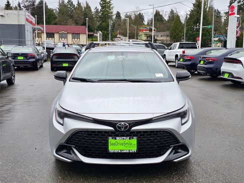 New 2026 Toyota Corolla SE image 2