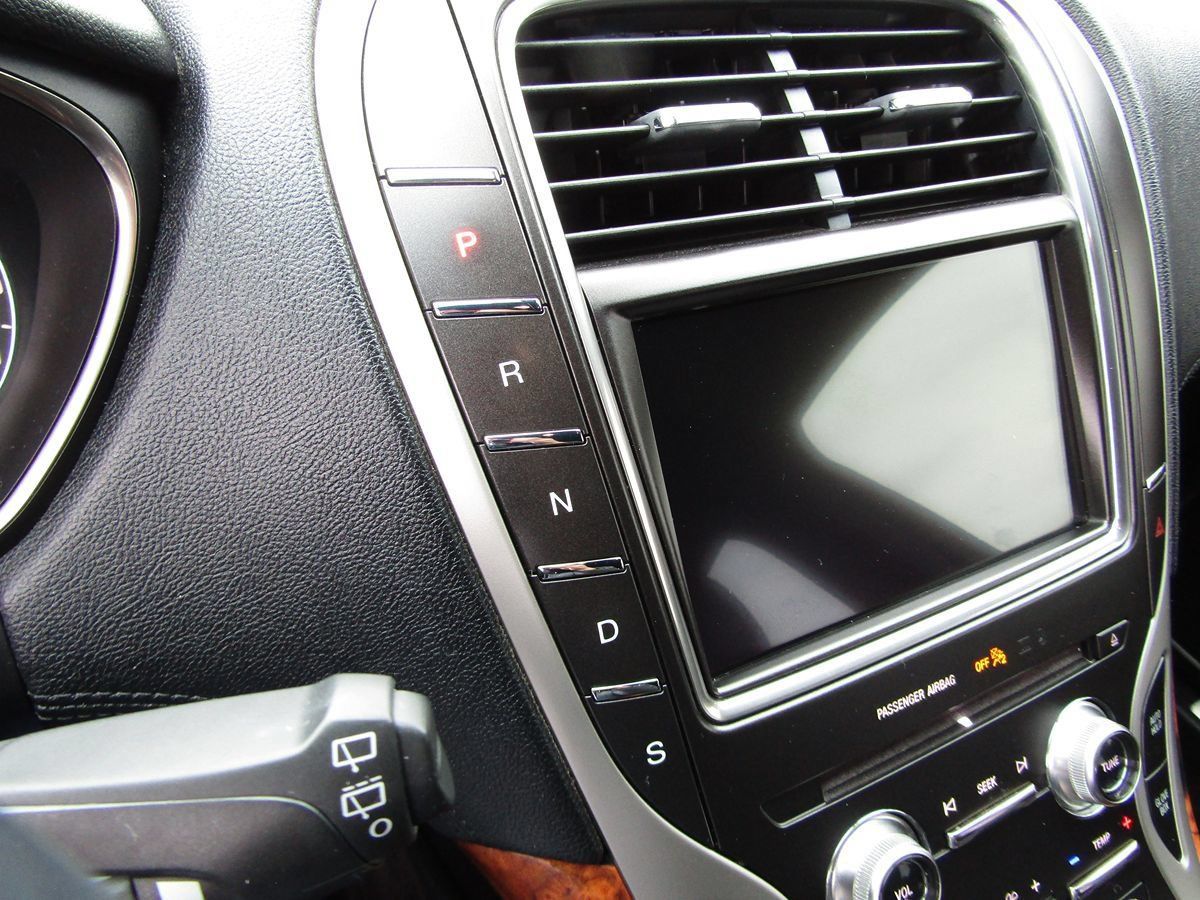 Used 2018 Lincoln MKX Reserve w/ Lincoln MKX Climate Package AWD/4WD image 16