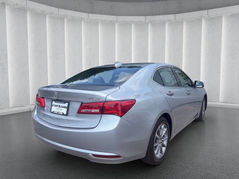 Used 2018 Acura TLX w/ Technology Package FWD image 5