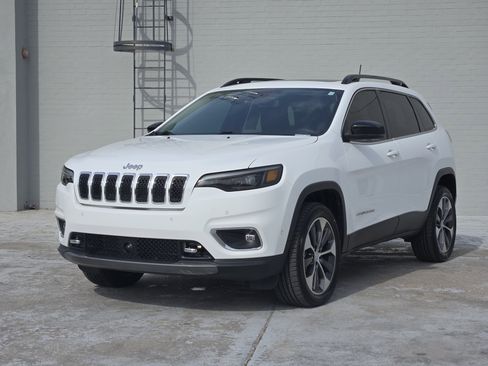 Used 2022 Jeep Cherokee Limited w/ Elite Package image 4
