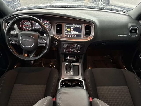 Used 2022 Dodge Charger GT RWD image 19