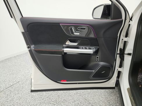 Used 2023 Mercedes-Benz GLA 250 image 12
