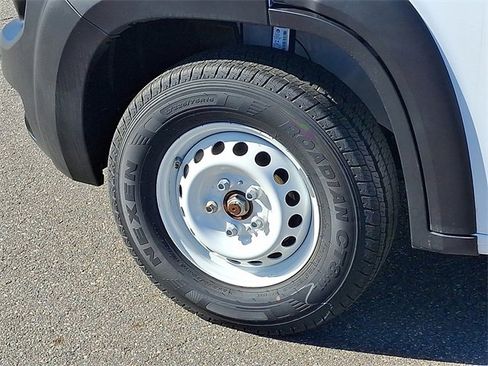 Used 2024 RAM ProMaster 2500 w/ Safety Group image 28