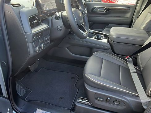 New 2026 Chevrolet Suburban Premier w/ Sun And Tow Package image 13