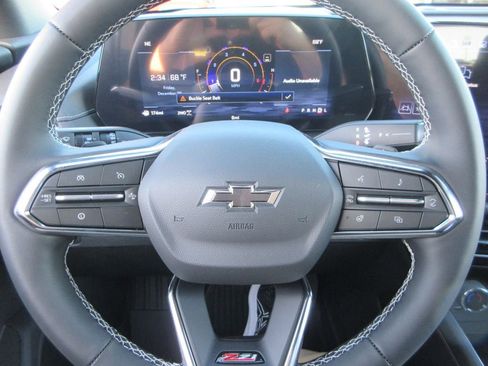 New 2026 Chevrolet Traverse Z71 w/ LPO, Floor Liner Package image 24