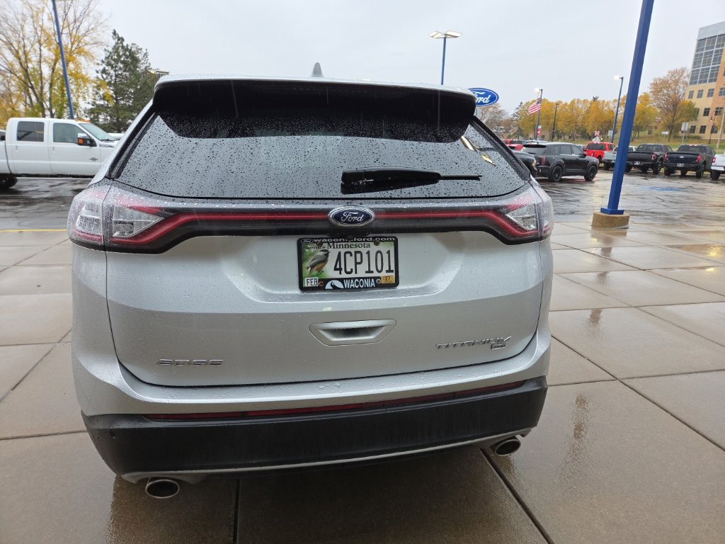 Used 2016 Ford Edge Titanium w/ Technology Package AWD/4WD image 14