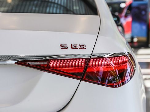 Used 2024 Mercedes-Benz S 63 AMG S image 10