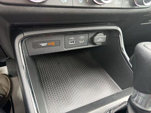 Certified 2023 Honda CR-V EX image 33