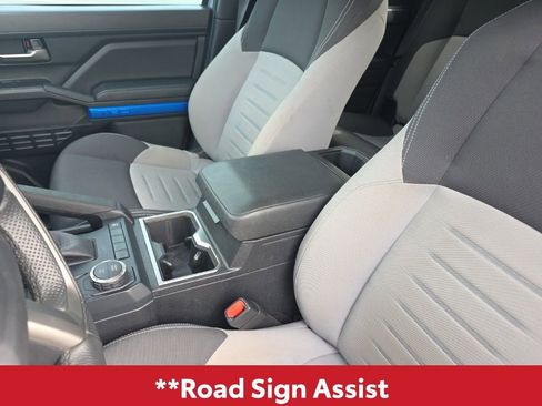 Used 2024 Toyota Tacoma TRD Sport image 17