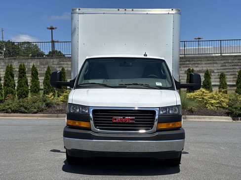 New 2025 GMC Savana 3500 Extended w/ Power Convenience Package image 3