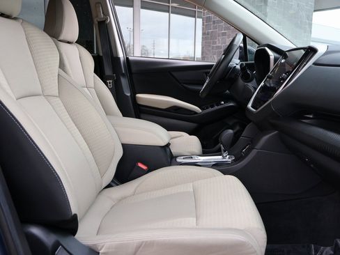 Used 2024 Subaru Ascent Premium w/ Convenience Package image 10