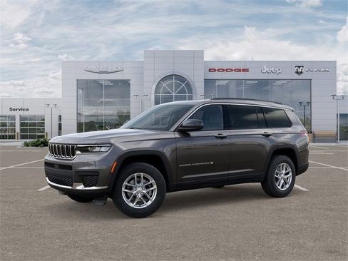 New 2025 Jeep Grand Cherokee L Laredo image 2