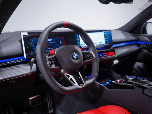 New 2026 BMW M5 Touring image 7