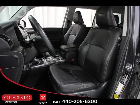 Used 2022 Toyota 4Runner TRD Sport w/ Technology Package AWD/4WD image 5