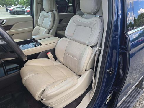 Used 2018 Lincoln Navigator Reserve w/ Technology Package AWD/4WD image 6