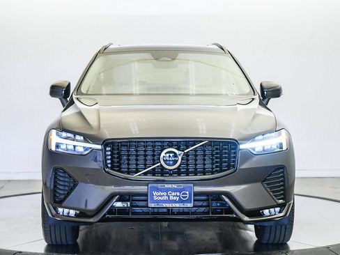 Certified 2025 Volvo XC60 B5 Core AWD/4WD image 7