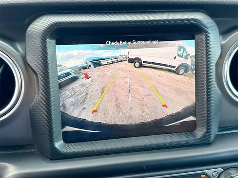 Used 2022 Jeep Wrangler Unlimited Rubicon 4xe w/ Cold Weather Group image 15