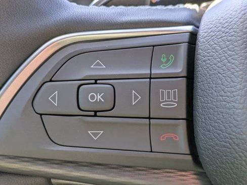 New 2025 Jeep Grand Cherokee Altitude RWD image 16