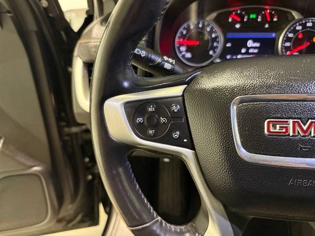 Used 2020 GMC Terrain SLT w/ Preferred Package AWD/4WD image 17