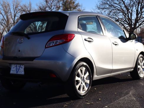 Used 2012 MAZDA MAZDA2 Touring image 5