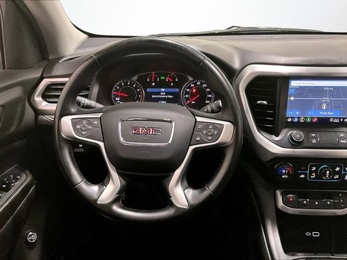 Used 2023 GMC Acadia SLT image 8