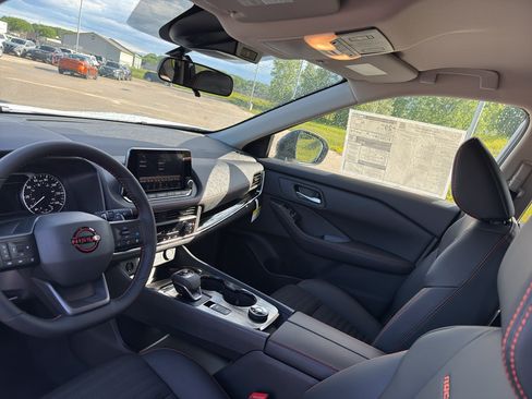 New 2026 Nissan Rogue SV AWD/4WD image 25