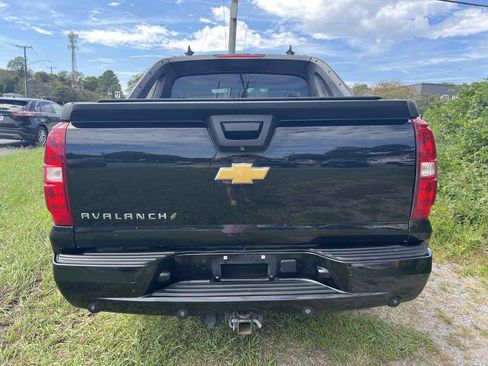 Used 2012 Chevrolet Avalanche LT w/ Suspension Package, Off-Road image 15