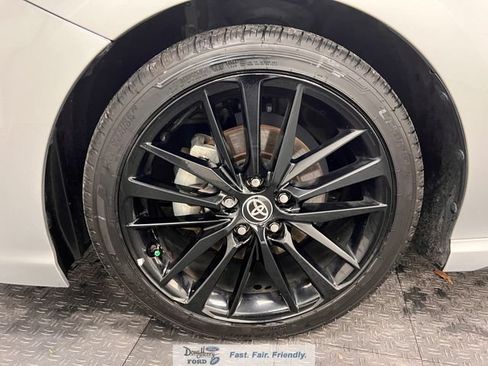 Used 2022 Toyota Camry XSE w/ Navigation Package FWD image 19