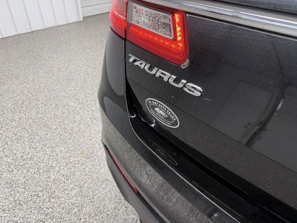 Used 2014 Ford Taurus SEL w/ Equipment Group 201A FWD image 8