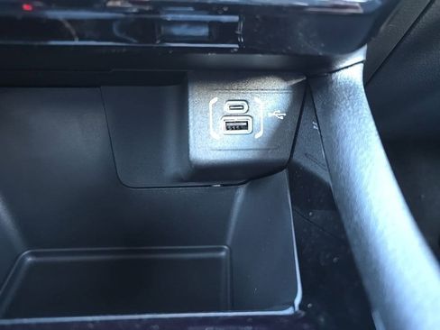 New 2026 Jeep Compass Limited image 30