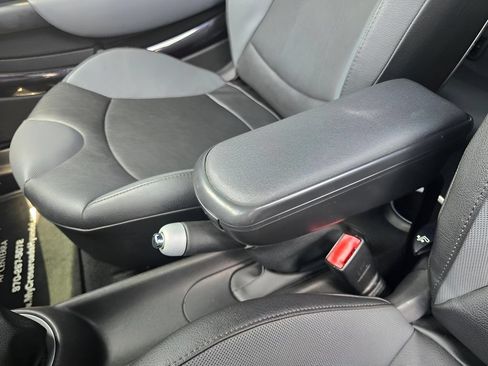 Used 2009 MINI Cooper John Cooper Works FWD image 23