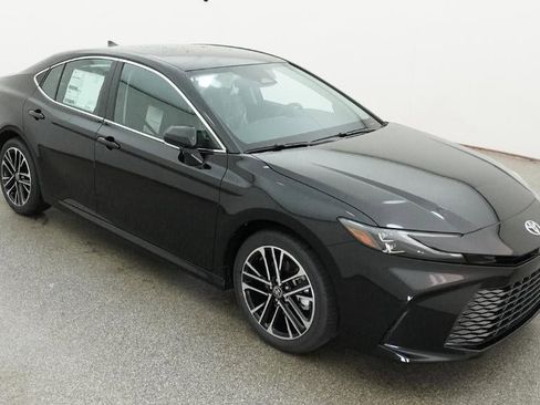New 2026 Toyota Camry XLE FWD image 13