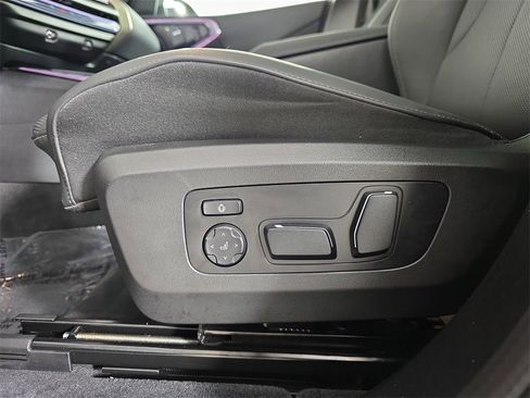 Used 2025 BMW X3 xDrive30i w/ Premium Package image 31